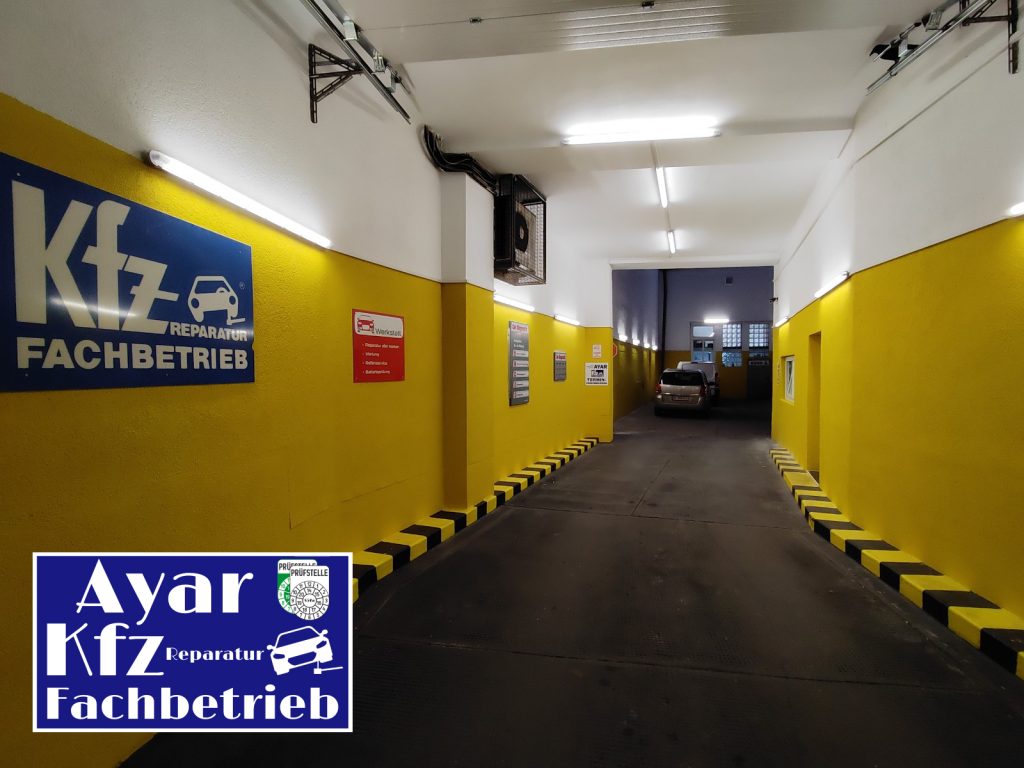 KFZ Werkstatt Hintergrund